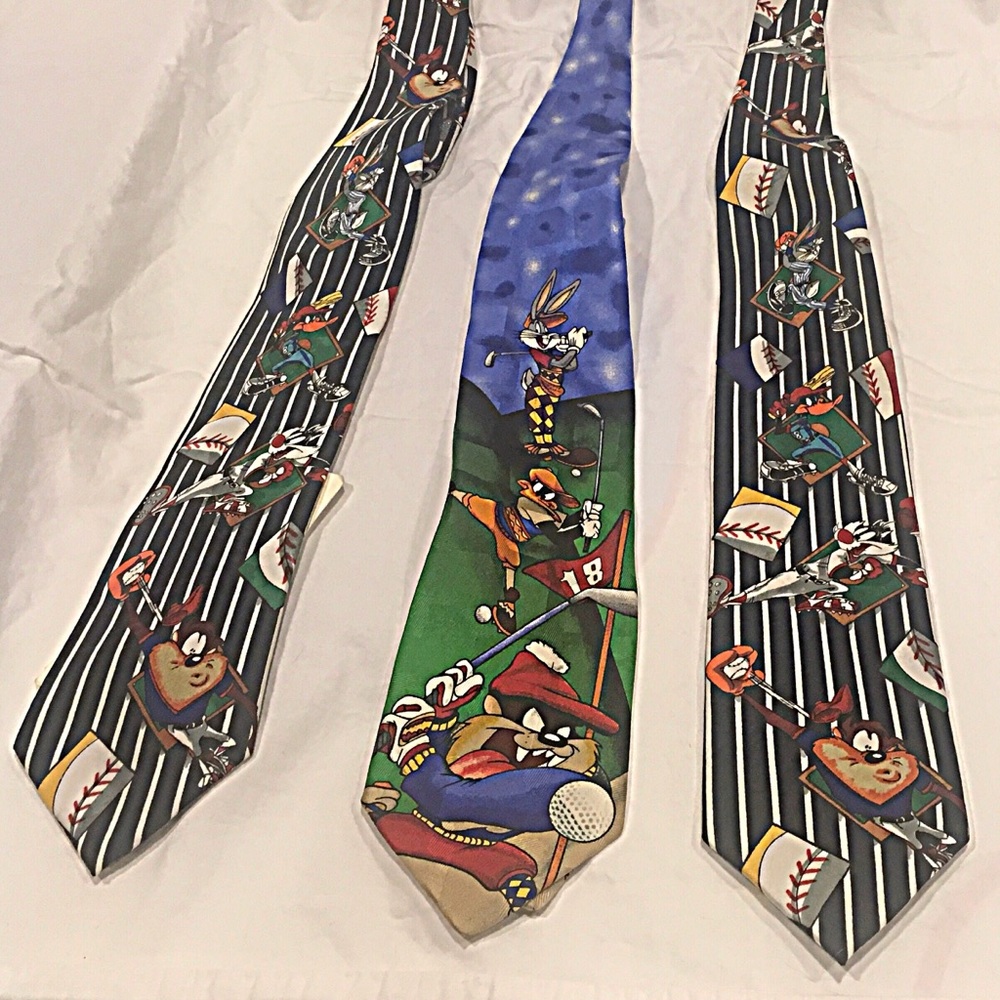 Vintage lot of 3 Looney Tunes Mania Bugs Daffy etc